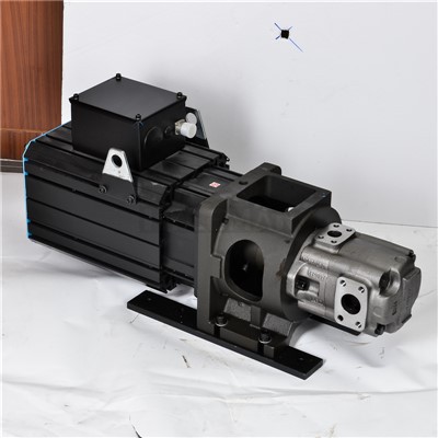 Servo-ajurit ja moottorit